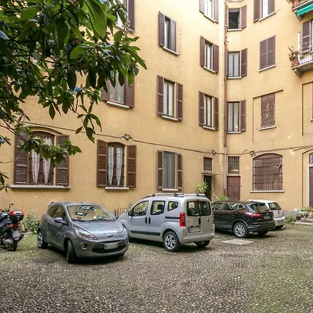 Navigli Attic Апартаменты Милан