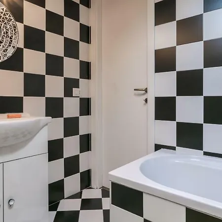 Navigli Attic Апартаменты Милан