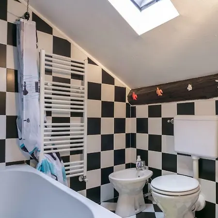 Navigli Attic Апартаменты Милан
